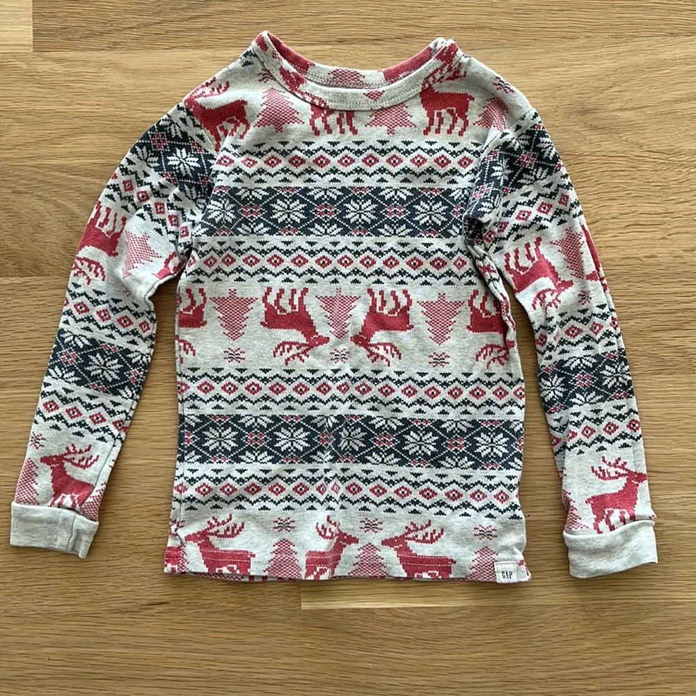 Baby Gap Christmas Pajamas - Picture 2 of 4